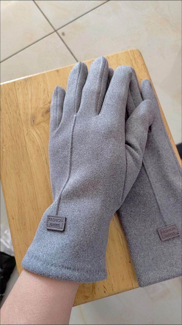 このスエードの手袋、本当におし...